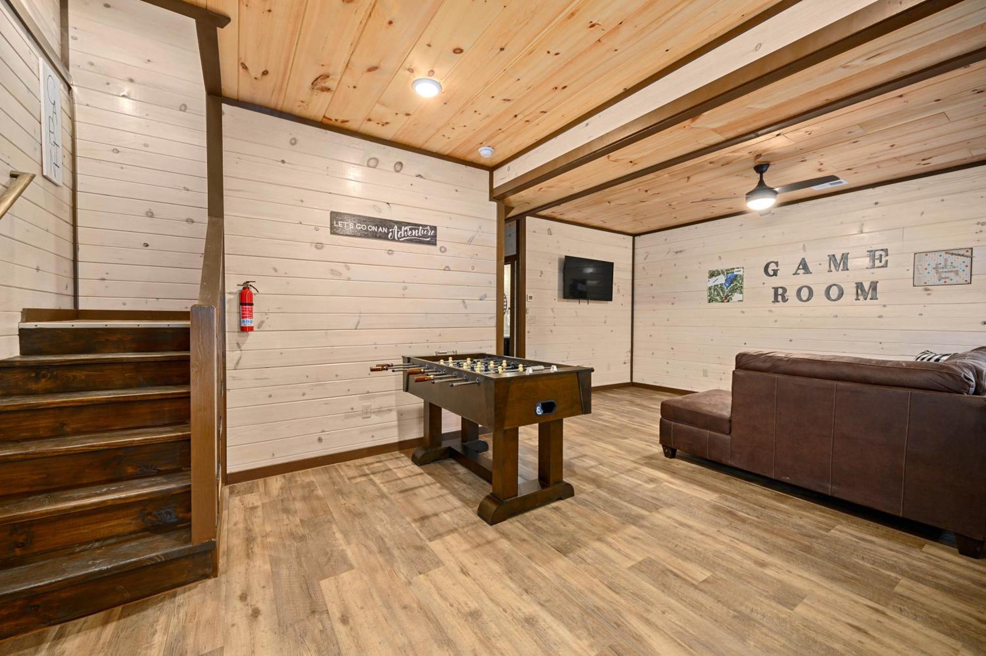 Luxury 3-Br Cabin Minutes From Parkway With Game Room And Hot Tub Pigeon Forge Dış mekan fotoğraf