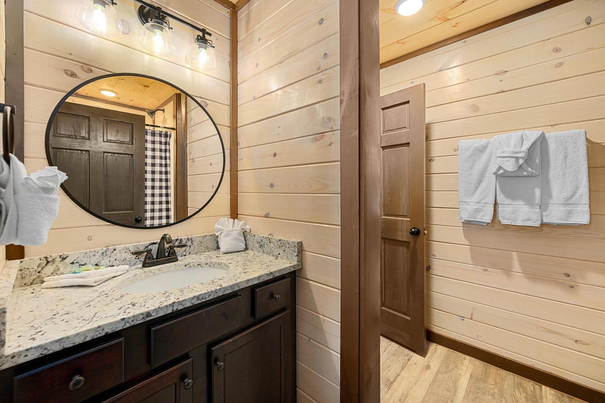 Luxury 3-Br Cabin Minutes From Parkway With Game Room And Hot Tub Pigeon Forge Dış mekan fotoğraf