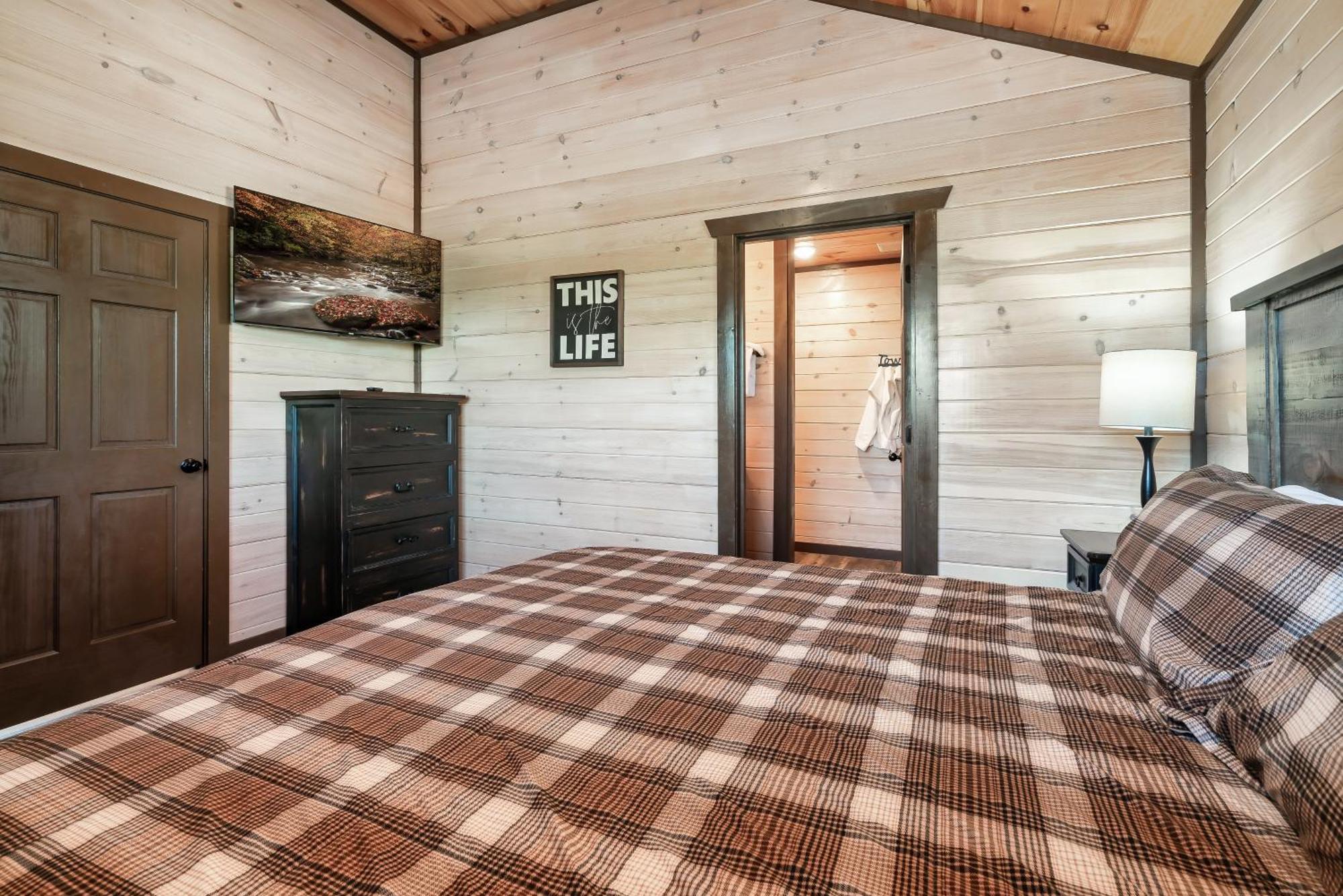 Luxury 3-Br Cabin Minutes From Parkway With Game Room And Hot Tub Pigeon Forge Dış mekan fotoğraf