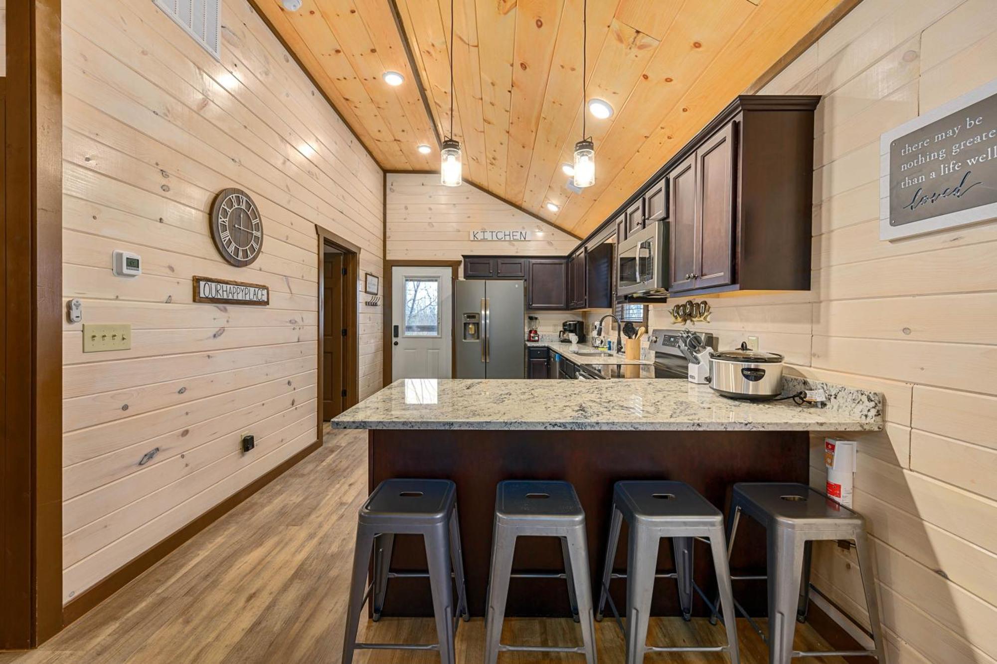 Luxury 3-Br Cabin Minutes From Parkway With Game Room And Hot Tub Pigeon Forge Dış mekan fotoğraf